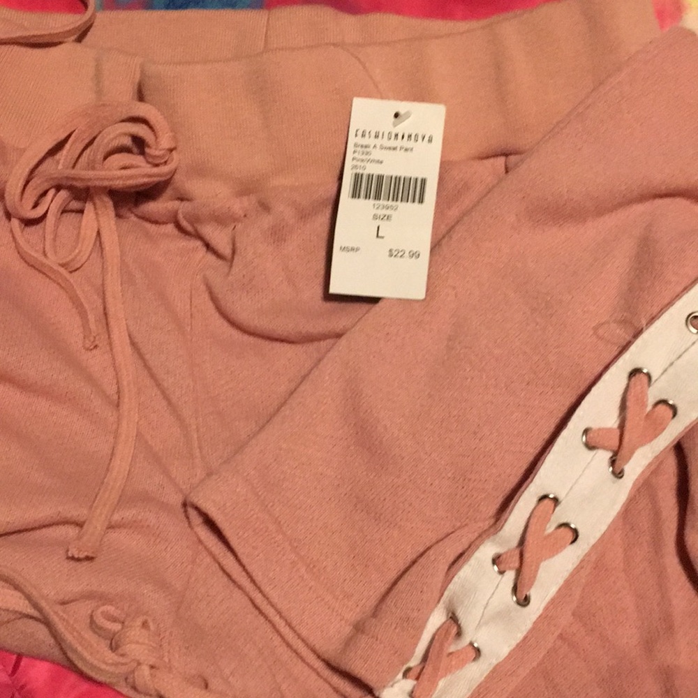 NWT Fashion Nova pant